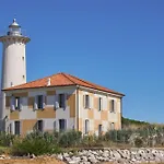 With Pool In 53918 Appartamento *