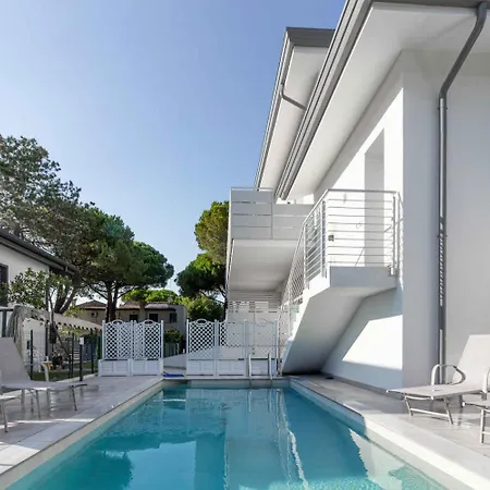 With Pool In 53918 Appartamento